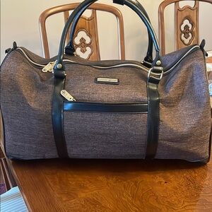 Adrienne Vittadini Women’s Travel Bag NWT